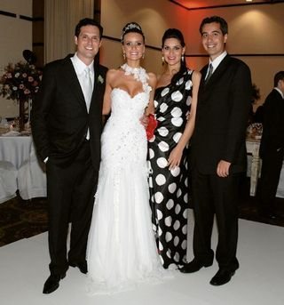 O casal com Rafaela, Miss Brasil 2006, e o noivo dela, Dênis. - LIANE NEVES / LIANE NEVES FOTOGRAFIAS