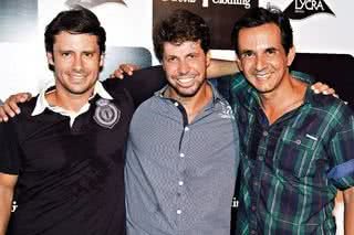 Ângelo Cunha, André Jório e Erlan Fraga, respectivamente, representante, diretor comercial e gestor da Coca-Cola Clothing no Rio, no lançamento carioca da coleção de inverno da marca. - BRUNO RYFER, CANINDÉ SOARES, CASSIANO DE SOUZA/ CBS IMAGENS, LIANE NEVES E VAN LIMA , J.REIS