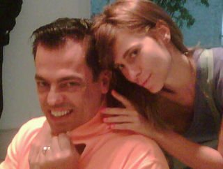 Carolina Dieckmann e o hairstylist Marco Antonio de Biaggi