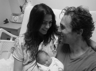 Matthew McConaughey, Camila Alves e a pequena Vida - Reprodução