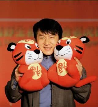 Engajado Jackie Chan - REUTERS