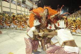 Viviane Araújo no desfile do Salgueiro - AgNews