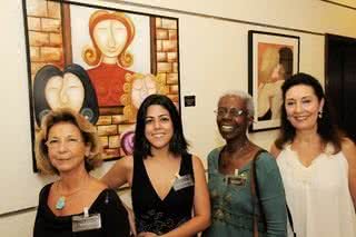 Sandra Cavaca, Carolina Drumonnd e Hazel de São Francisco expõem no Hotel Mercure, SP, com curadoria de Carmen Pousada. - ANA CAROLINA LOPES, BRANCA TUNCHEL, EMERSON DE SOUZA, EUGÊNIO LUCENA, NATHALIE ANHAIA, PATRICIA DE FREITAS, PETRONIO CINQUE, TEXAS MISSION E VIVI VIEIRA