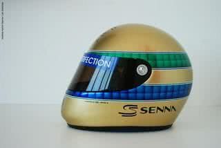 Capacete do piloto Ayrton Senna é vendido pelo preço de R$ 16 mil na Senna Store - Divulgação