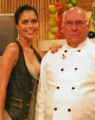 Daniela Albuquerque e Henrique Oblonczyk, chef da pizzaria A Esperança, na atração da RedeTV!,Grande SP. - DANIELA FILOMENO, ERASMO NASCIMENTO, LORENZO FABRI, MARRI NOGUEIRA, NAJLA KUBRUSLY, RICARDO PRADO, RICARDO RIBES, RICARDO STUCKERT/PR, RUBEN RV3 STUDIO E VANESSA KOHLER