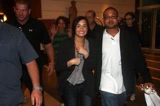 Demi Lovato causa alvoroço em sua chegada ao Brasil - Delson Silva / AgNews