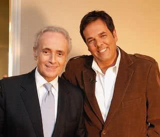 José Carreras é recebido por Marco Camargo no Entrevista Record Música, no Sheraton São Paulo WTC, SP. - ALEXANDRA MARQUES, ANDRÉ VICENTE, EDU MORAES, FRANCISCO CEPADA, JULIANA CENSI, LORENZO FABRI, MAGDA NASCIMENTO, MARINA DEIENO, MATHIAS COARACY E SILMARA CIUFFA