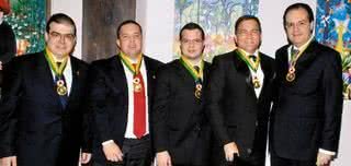 Alexandre Hercules, os irmãos Fábio e Pedro Paulo Pagnozzi, Silvio Magalhães e Alexandre Senra laureados na Casa da Fazenda do Morumbi. - CARLA LAMBERTE, CUSTÓDIO DIAS JR., DELMÍNDIA COSTA ELISANGELA ANDRADE, EVA SIQUEIRAS E LIMA, IGOR YAMANOE, JOÃO PASSOS, SILAS FONSECA E WELL CALANDRIA