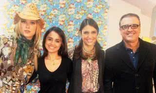 Gianne Albertoni e Chris Flores, do Hoje em Dia, vão à festa junina em prol do Asilo Raiar do Sol, em SP, com a cosmetóloga Joyce Pereira e o dermatologista Edson Ramuth. - BIA FERRER, BIBIANA SALES, CHRISTIANE ALVES, DAIANE GUERINO, GLAYCON MUNIZ, MÁRCIA STIVAL, NAJARA AMANO, PATRICIA TARTARI, PETRÔNIO CINQUE E RICARDO PRADO