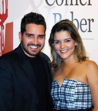 O casal Cesinha Fernandes e Tatiane Braga no lançamento da 2ª edição da revista, em Vitória. - ADRIANA JENNER, CAROL DANTAS, EDU BARROSO, GERSON LIMA, HUMBERTO MICHALTCHUK, KELLY KNEVELS, LIANE NEVES/LIANE NEVES FOTOGRAFIA, RUBENS NEMITZ JR, SILVAS.