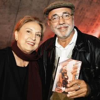 Em SP, Eva Wilma prestigia lançamento de livro do diretor João Batista de Andrade. - CLAUDIO FETT, CLAUDIO IZIDIO, CLEO VELLEDA, DIVULGAÇÃO, FREDY UEHARA, JOÃO PASSOS/BRASIL FOTOPRESS, LIANE NEVES, LUIZ MACHADO, MARCIA STIVAL, MATHIAS COARACY, PATRICK MCMULLAN, ROBERTA YOSHIDA E SALVI CRUZ