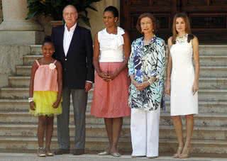 Sasha, Rei Juan Carlos, Michelle Obama, Rainha Sofia e Princesa Letizia - Reuters