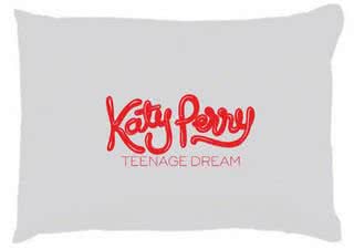 Travesseiro personalizado de Katy Perry - Reprodução Twitter