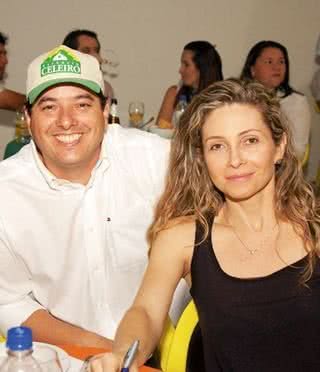 O casal Marco Túlio Soares e Adriana Balbinotti Soares em leilão de gado. - BÁRBARA RASO, BETH MALUCELLI, BRUNO RAFAEL, EMERSON TOUCHE, LAUREANO BITTENCOURT, LIANE NEVES/LIANE NEVES FOTOGRAFIA, MARCO GAMBORGI, RICARDO RANGUETTI-STUDIO FOTOGRÁFICO DIGITAL, MARINA HAAG, RONNY CAJANGO, SILVANA HELLMANN, TÉO PITELLA E WELL DOS SANTOS