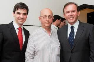 Juliano França Tetto, Osires Nadal e Carlos Sandrini no lançamento do Instituto de Inteligência Desportiva Centro Europeu. - AMARILDO HENNING, ANA PAULA CALVETTI, BETO ETEROVICK, BRUNO STUCKERT, DIEGO PISANTE, DRIKA VIANNA, KIN KIN, NEIDE CAVALCANTI, PEDRO TEIXEIRA, ROSE BRASIL E WELSON GARCIA