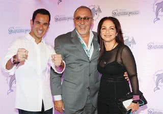 Helio Castroneves, Emilio e Gloria Estefan - SPLASH NEWS