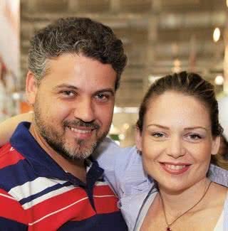 O casal Renato Pimentel e Bianca Toledo, em show na Expocristã, em São Paulo. - ALINE BALARINI, ANDRÉ VICENTE, BRUNO PAVÃO, CLÁUDIO IZIDIO, DEBORAH VAIDERGORN, DÉCIO FIGUEIREDO, GLAUBER GONÇALVES, JOÃO PASSOS / BRASIL FOTOPRESS, PETRÔNIO CINQUE E SOFIA CARVALHOSA