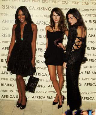 Naomi Campbell, Caroline Sieber e Julia Restoin-Roitfeld