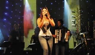 Beth Guzzo se apresenta em SP