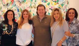 Silvia Neubern na abertura da mostra de Sonia Campos, prestigiada ainda pelo casal Neno e Catarina Ramos e Celina Chede, na Galeria Glen Arte, Aldeia da Serra, SP. - ANDERSON TIMÓTEO, ANDRÉ VICENTE, FABIO CESAR DANTAS, FLAVIA KUJAWSKI, JULIANA SANTOS, KATIUSKA AZEVEDO, MARCELA MODENA, MARINA MALHEIROS, REINALDO FEURHUBER E RODOLFO NETO