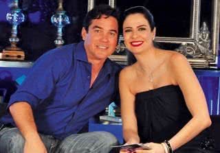 Na RedeTV!, em Osasco, o ator Dean Cain conversa com a apresentadora do SuperPop, Luciana Gimenez. - ADRIANO CAPELO, ANDRE VICENTE, AUGUSTO MESTIERI, BRUNO SANTOS, CRIS FUSCO, REUTERS, WAYNE CAMARGO