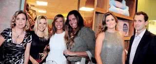 Em SP, Astrid Fontenelle, Patricia de Sabrit, Luisa Mell e Andréa Guimarães conferem a Animall Pet Story, do casal Adriana e Eduardo Bonini. - CAROL LOPES, CELINA GERMER, FLAVIA FUSCO, HENRIQUE LUZ, JUAN GUERRA, LEANDRO CLEMENTE, LUCAS MARTINI, LUCIA MARIA ANDRADE MAZZA, PATRICIA TARTARI, PRISCILA MAFRA, RODRIGO ZORZI E SILVANA GAZAR