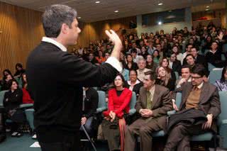 William Bonner dá palestras no estrangeiro - Divulgação