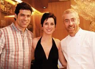 O ex-jogador Raí e o chef Alex Atala prestigiam leilão de obras da artista plástica Vanessa Pedote, em SP. - ASSESSORIA MÁRCIA STIVA L, CELINA GERMER, JOSEMAR ALVES, JÚLIO CÉSAR COSTA , LUKE GARCIA, RAQUEL TOTH, RENATA JUBRAN E ROGER DIPOLD