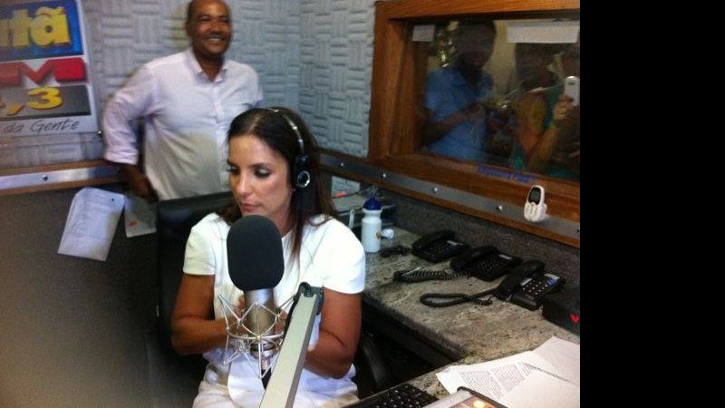 Ivete ataca de locutora em rádio de Salvador - Twitter