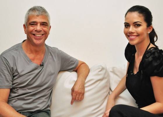 O cantor Lulu Santos dá entrevista para Daniela Albuquerque no programa Manhã Maior, da RedeTV!. - CLAUDIO IZIDIO, GABRIELA OLIVEIRA, JONATHAN WALTER, MONTSERRAT BEVILAQUA, OVADIA SAADIA E WAYNE CAMARGO