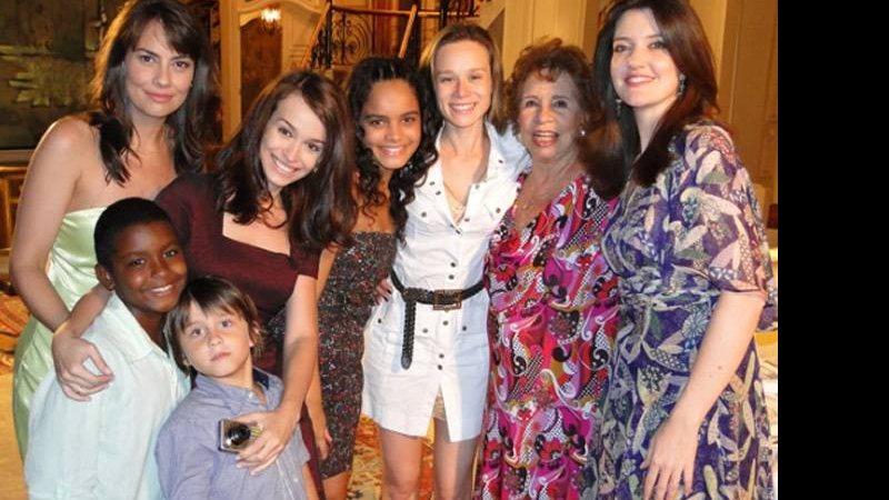 Elenco se emociona em despedida da novela Passione - Reprodução/ TV Globo