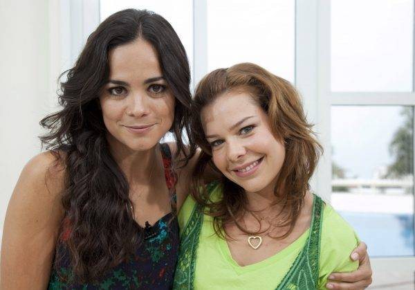 Fernanda Souza e Alice Braga - Juliana Coutinho