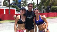 Geovanna Tominaga e Fernanda Pontes fazem treino para o carnaval com personal trainer - Reprodução / BlogLog