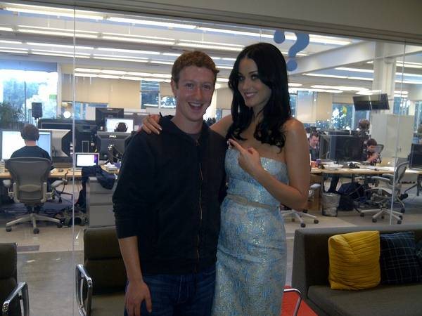 Katy Perry e Mark Zuckerberg - Reprodução Twitter