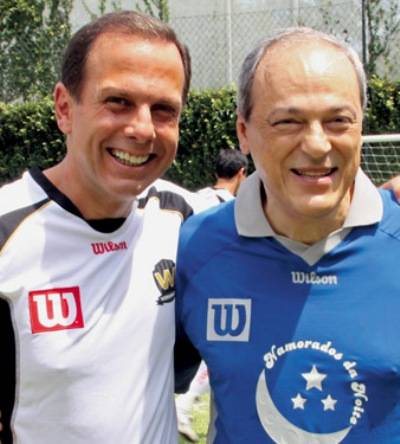 João Doria Jr. faz disputa de futebol em sua casa, SP, e recebe o compositor Toquinho. - ADEMIR RODRIGUES, ANDRÉS EMÍLIO, DANIELA ALENCAR, FABIANA REIS,FERNANDA GODOY, FLAVIA FUSCO, FREDY UEHARA, IVAN SOARES, MARINA DEIENO ALTENFELDER, MURILO TOBIAS, RACHID BELLAK E RAFAEL ALMEIDA