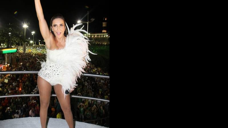 Ivete Sangalo no seu primeiro dia no carnaval de Salvador 2011 - Dislon Silva / AgNews