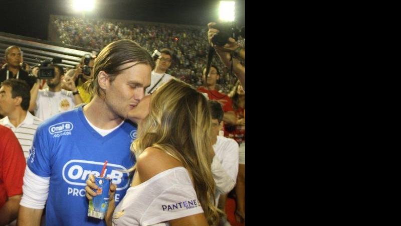 Gisele Bündchen e Tom Brady no Camarote CARAS - Francisco Silva / AgNews