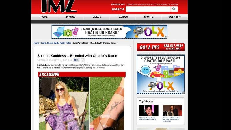 Natalie Kenly tatuou a assinatura de Charlie Sheen no pé direito - TMZ / Reprodução