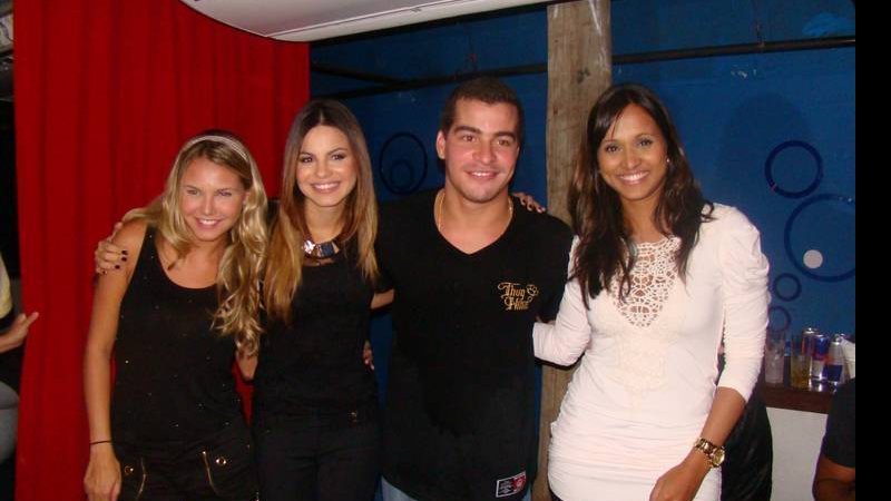 Louise D'Tuani, Sthefany Brito, Thiago Martins e Thaíssa Carvalho - Fotos Rogerio Fidalgo - Photorionews