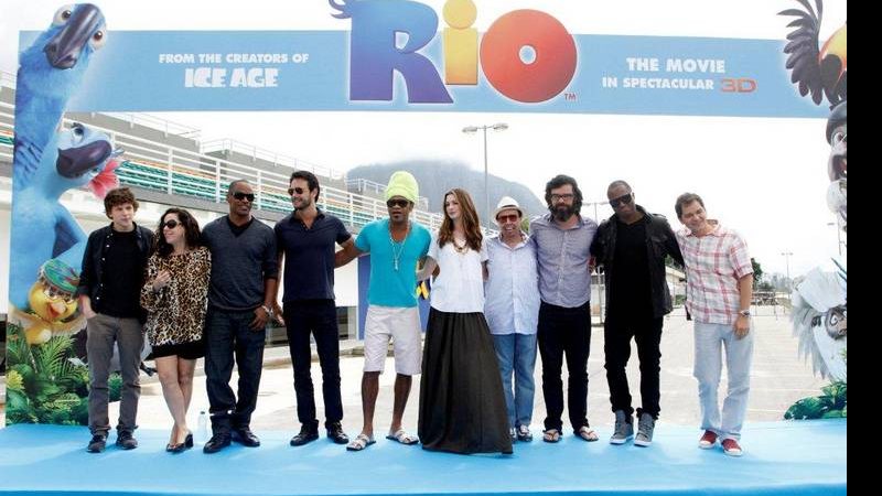 Jesse Eisenberg, Bebel Gilberto, Jamie Foxx, Rodrigo Santoro, Carlinhos Brown, Anne Hathaway, Sérgio Mendes, Jemaine Clement, Taio Cruz e Carlos Saldanha - AgNews