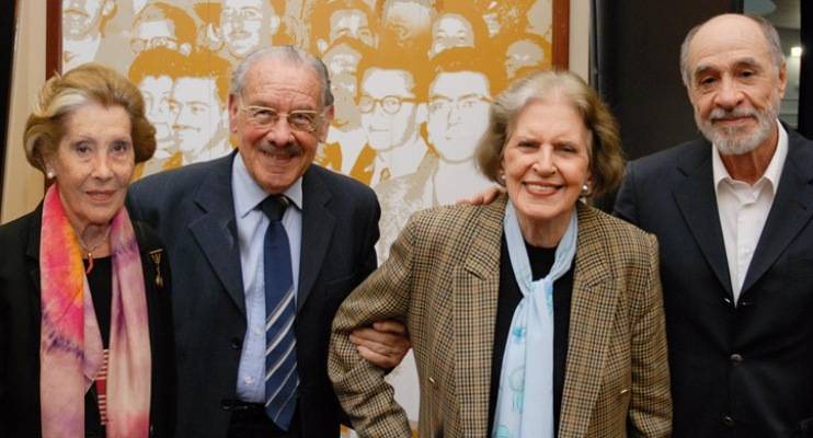 Fábio Lucas lança livro entre Fulvia Carvalho, Lygia Fagundes Telles e Antonio Fernando de Franceschi, SP. - BETTO SIQUEIRA, CAIO GUIMARÃES, CLÁUDIO IZIDIO, MARINA JABUR, MIRO MARTINS, RENATA D´ALMEIDA, RICARDO RIBES E SHEENA MORALES.