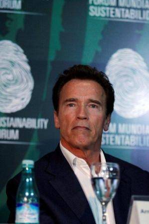 Arnold Schwarzenegger - AgNews