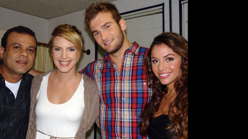 Daniel, Diana, Wesley e Maria gravam o TV Xuxa - Tv Globo/ Luanna de Britto