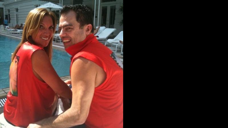 Marco Antônio de Biaggi e Lucília Diniz curtem piscina no Copacabana Palace antes da festa de aniversário dele - Reprodução/Twitter