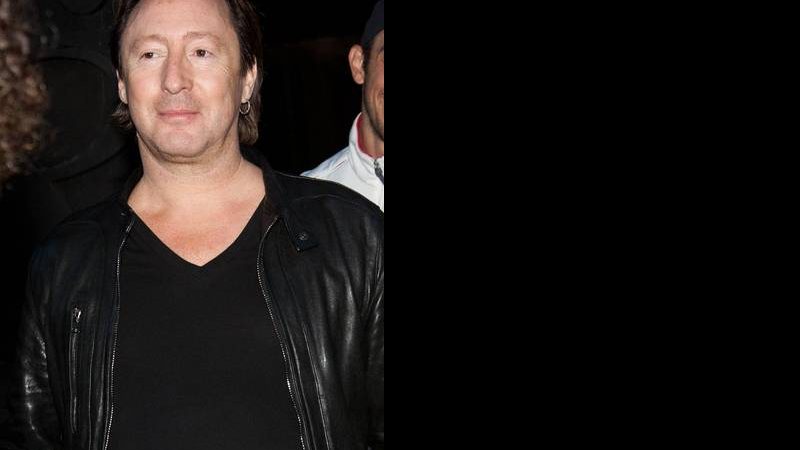 Julian Lennon foi o grande homenageado do noite, com direito a festinha em um dos bares mais tradicionais de São Paulo, o Bar Número - Manuela Scarpa/Photo Rio News