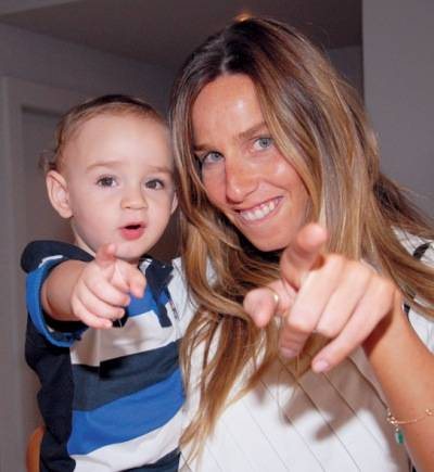 Mariana Weickert brinca com David Herchcovitch, sobrinho do estilista Alexandre Herchcovitch, na abertura da flagship dele, em São Paulo. - CAROL NOGUEIRA, CÉSAR MAGALHÃES, DANILO BORGES, LUCIANA PREZIA, MIDORI DE LUCCA, PHILIPI LIMA, RENAHN ARAUJO, ROBERTO FILHO, ROBERTO LIMA, RUI HIZATUGU, TALITA CONCEIÇÃO, VERÔNICA CAMPOS E WALDEMIR FILETTI