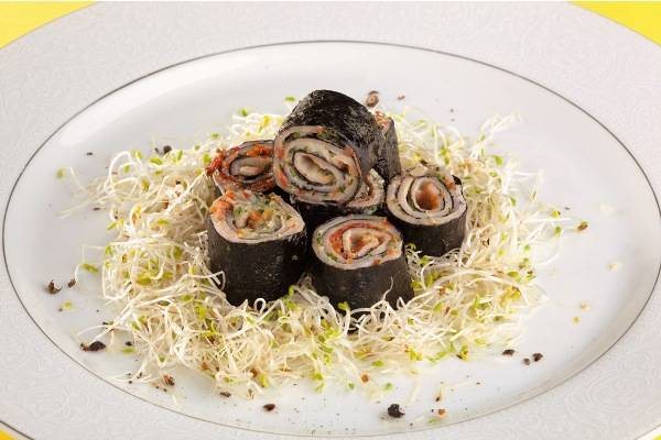 Receita Light: sushi de peito de peru e maionese - ANDRÉ CTENAS