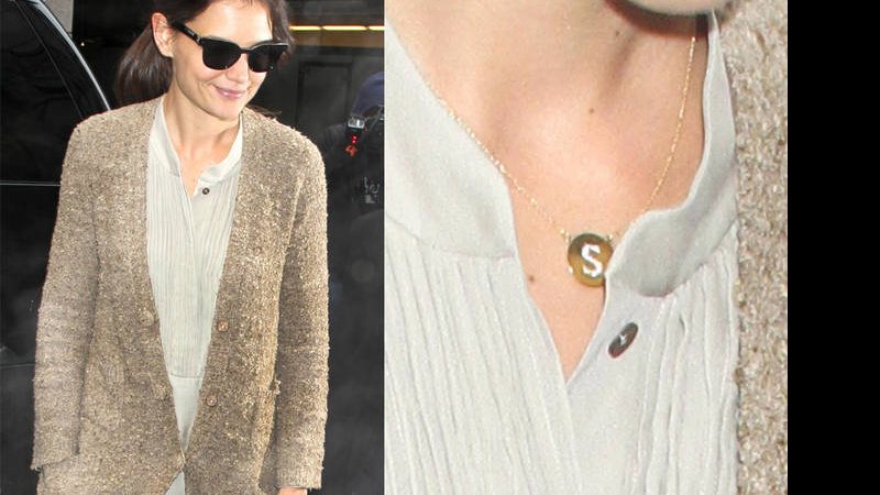 Katie Holmes usa colar em homenagem para a filha Suri - Cityfiles