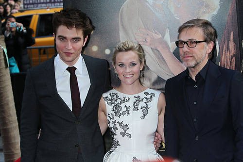 Robert Pattison, Reese Witherspoon e Christoph Waltz: triângulo amoroso de Água para Elefantes - Reprodução