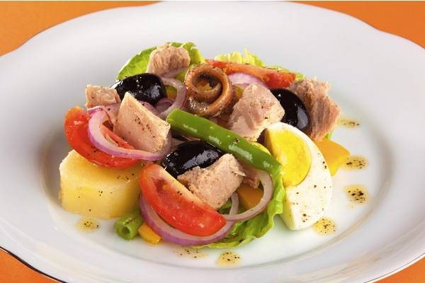 Cozinha Light: salada niçoise - ANDRÉ CTENAS